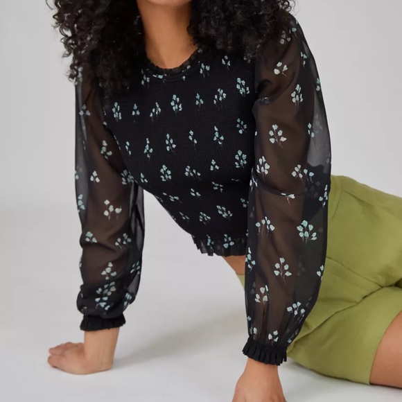 Aritzia Wilfred tempest blouse - Picture 2 of 4